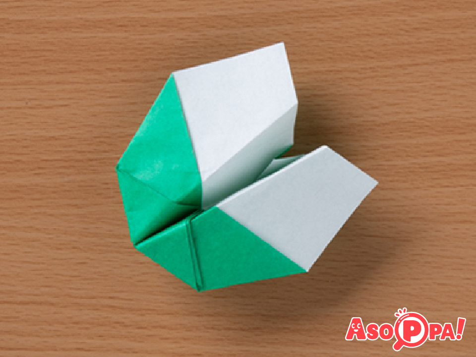 形が可愛い ビートルひこうき 紙飛行機 の作り方 折り紙 Asoppa レシピ あそっぱ