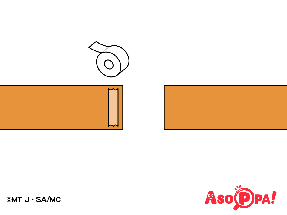 オレンジの画用紙を帯状に切り、短い場合は両面テープで長くなるよう横に繋ぐ。