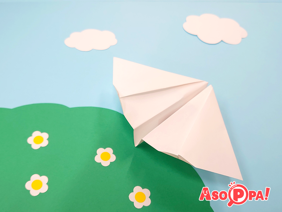 羽がパタパタ動いてよく飛ぶ！こうもりの紙飛行機-折り紙(おりがみ)【動画あり】 ASOPPA！レシピ - あそっぱ！