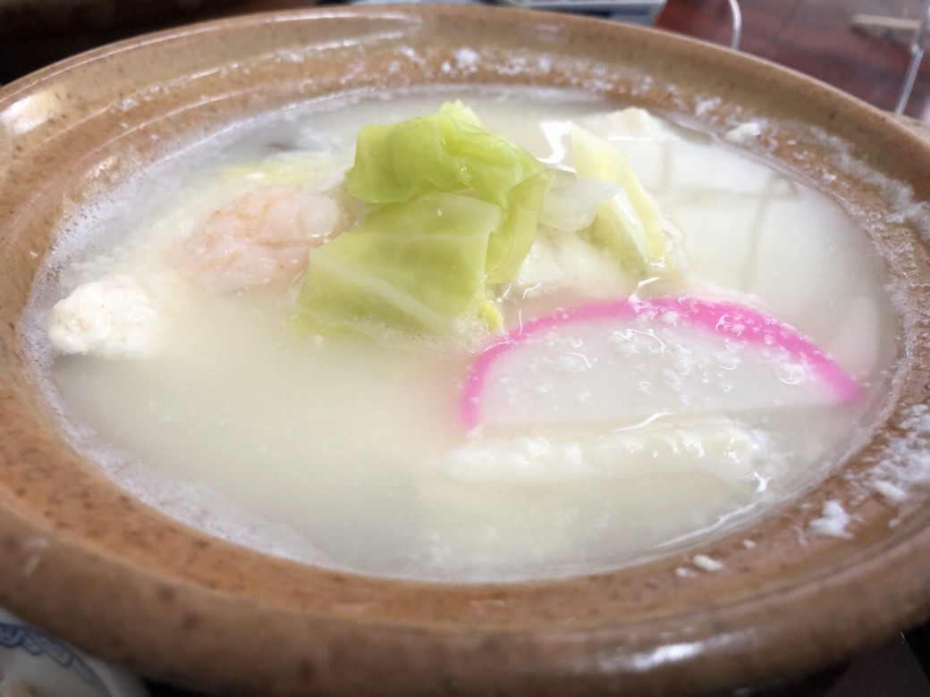 嬉野温泉の湯豆腐、
美味しく頂きたいと
思います！
さすが美味んぼの店です。
おいしいです！
大好きです♡
