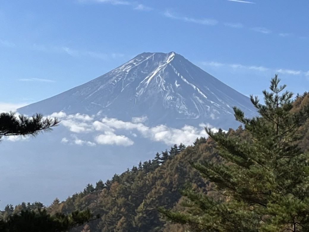 富士山が近くで圧倒的な三つ峠（開運山）7h20m